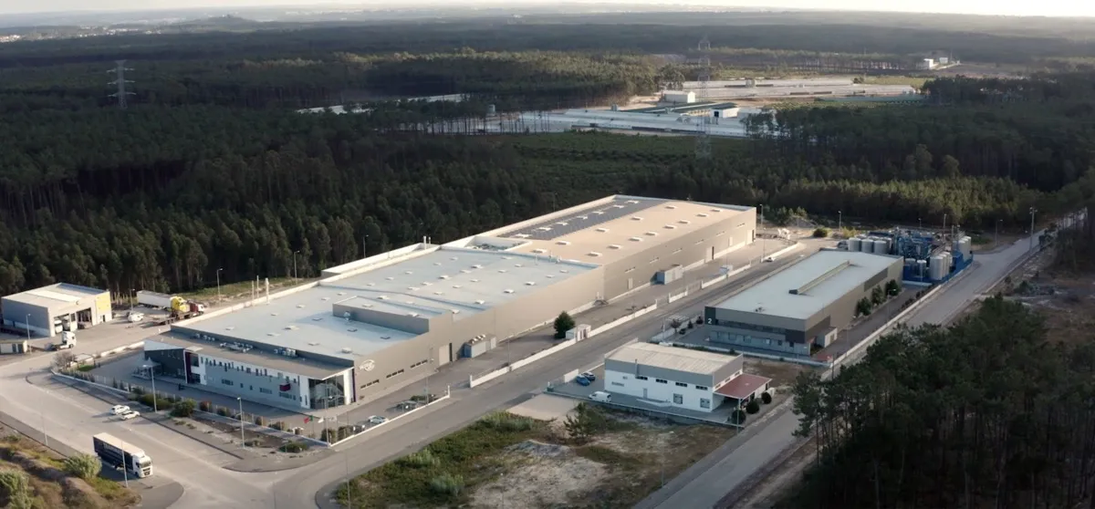 ADCA's fabrik i Portugal set fra luften